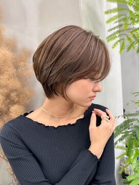 ギークス(GEEKS) 【GEEKS渋谷】小顔/ナチュラルショートウルフ/グレージュ/透明感