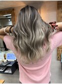 バレイヤージュ、ハイライト、レイヤーカット、ケアブリーチ