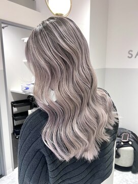 エゴ 池袋(EGO) ホワイトグレージュバレイヤージュ