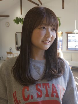 ミッケ(mikke) ミルキーベージュ×ミディアムヘア