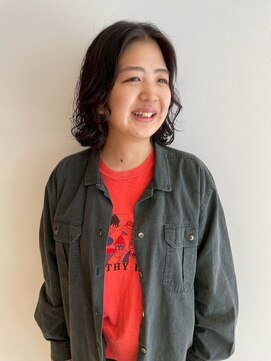 Folk Lore【フォークロア】己斐店 寝癖活かしボブ