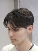 楽にかっこよく!フェザーショートパーマ
