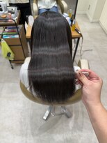 アローム(alom)&nbsp;【零也】髪質改善酸性ストレート