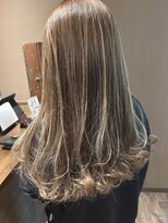 ミスター(Mr,)&nbsp;上品白髪ぼかしハイライト