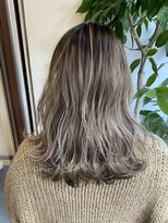 アン(Hair make un)&nbsp;バレイヤージュ