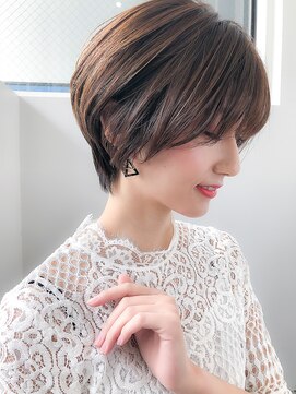 アコロン(acoron) 小顔_デザインカラー_厚めバング_ローライト_スリークボブ