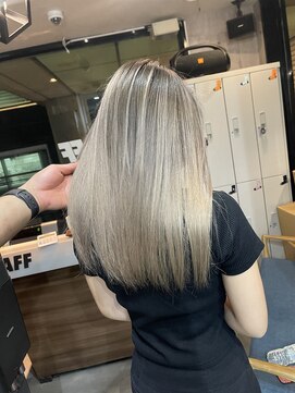 ラフ 難波店(LAFF) #黒髪#ボブルフ#ネビージュ#小顔#ワンレン