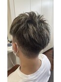グレーメッシュメンズスタイル