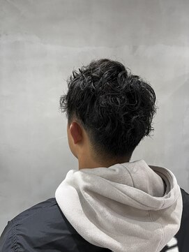 フェリア 松山(Feria) メンズデザインパーマ 深田和也