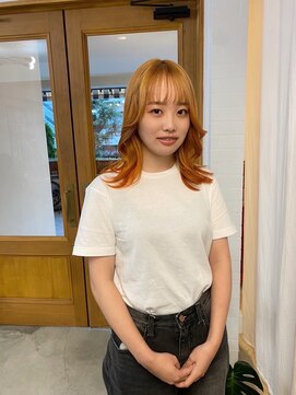 コミレ(COMILE) グラデーションデザイン　ベージュ→オレンジ