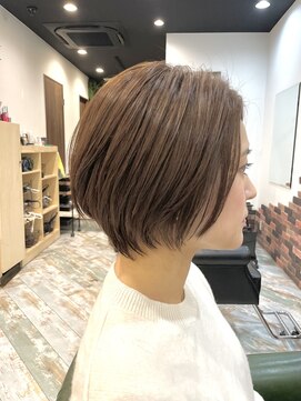 リノナ(Linona) ☆小顔効果カット インナーカラー グレーベージュ 髪質改善 韓国