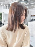 柔らかベージュ　ブラウン外はねロブ