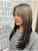 グレージュなアウターカラー