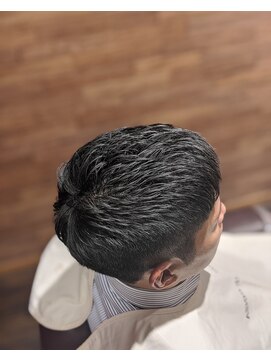 バルビエレ銀座(BARBIERE GINZA) メンズカット /理容室 /シェービング /フェード /ヘッドスパ