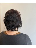頑張りすぎない！くせ毛を活かす上品ショート