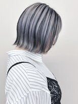 ラウンジ モリオ イケブクロ(Lounge MORIO Ikebukuro)&nbsp;＊レイヤーボブインナーカラーホワイトベージュミディアムボブ