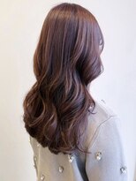 アヴァンセ サニー美容室&nbsp;巻き髪ロング 韓国風 ピンクグレージュ 髪質改善 顔周りカット