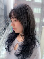 スウド(Swd)&nbsp;ハッシュカット/顔周りレイヤー/レイヤーカット/20代30代/暗髪