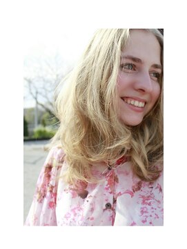 ヘアーラウンジ アンフィ 井土ヶ谷(Hair Lounge Anphi) 【Anphi】スウィート似合わせカット、アレンジが好きな方に♪