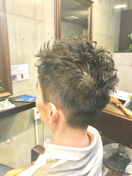 1+ アンプリュス(Unplus) ショートビジネスマンスタイル