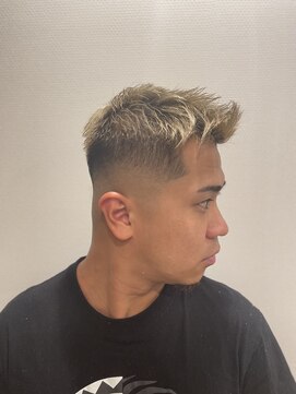 銀座マツナガ 神田店 ハイライトフェードカットアップバンク高級刈り上げメンズ男