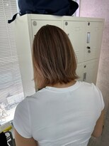 イキ 表参道(iki omotesando)&nbsp;ミディアムヘア/スラッシュ/グレージュカラー/デザインカラー