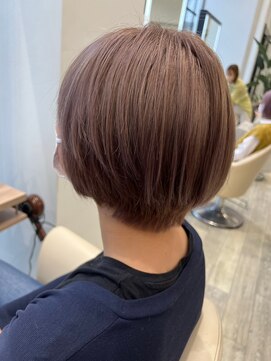 ディーボーイ 健軍店(D-BOY) ミルクティーカラー