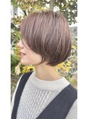 ショートボブ