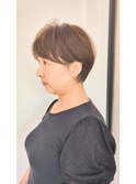 くすみベージュ　マッシュショート　20代 30代  40代 50代