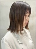 切りっぱなしボブ オリーブベージュ