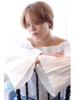 シロフイケブクロ(shirof ikebukuro)&nbsp;【スズハタ　コウヘイ】センターパート　ショート