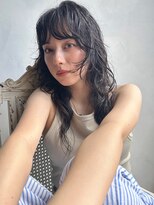 トレンチ(TRENCH)&nbsp;レイヤーカット　パーマ　ロングパーマ