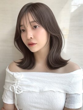 オーロ(ORO) 透明感抜群Wカラーグレージュ大人小顔ミディアム