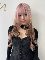 ナナ(NANA) レイヤーカット/ウルフカット/ホワイトブロンド/外ハネボブ/美髪