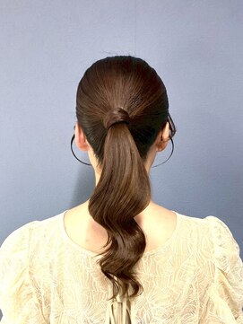 ヒュミ(hymy) 結婚式参列に♪/お呼ばれヘア/おとなっぽヘア/ポニーテール