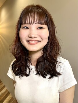 イギー(igggy) 前髪　ミディアムパーマ　デジタルパーマ　ロングパーマ　暖色