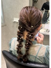 【菊永　千花】ヘアアレンジが得意です♪結婚式お呼ばれヘアアレンジやパーティーアレンジもお任せください