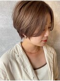 ヌーディベージュ/束感ショート♪