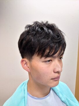 ヘアーカットデザインサロン スマッシュ 田町店(Hair cut design salon Smash) スポーツマッシュフェード 七三パート ビジネス ベリーショート