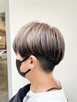 ムーン(moon) 4月#ショートヘア#大人ガーリー#モードヘア#ハイライト