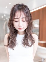 ハバナ 渋谷(HAVANA)&nbsp;20代30代大人可愛いグレージュカラー斜めバングショートボブ