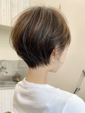 アイドットプラス 表参道(i.+omotesando) 襟足スッキリ小顔カット顔まわり簡単スタイリングショートボブ