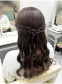 髪の毛リボンハーフアップ