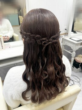 ヘアセットアリエス(aries) 髪の毛リボンハーフアップ