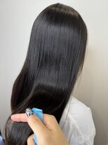 アレクサンドル オブ カラーズ トヤマ(ALEXANDRE OF COLORS TOYAMA)&nbsp;クオラインストレート