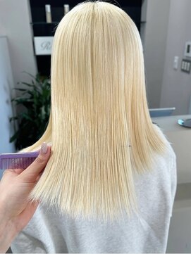 リグ 横浜(Lig.) 抜きっぱなしブリーチホワイトブロンドケアブリーチダブルカラー