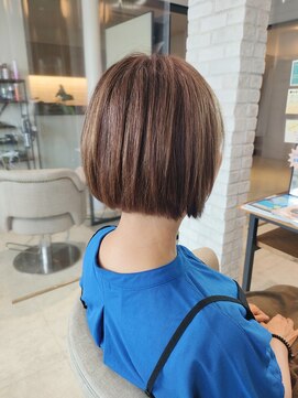 ルル カリス(lulu CHARIS) 大人ボブ×ミルクティーベージュ