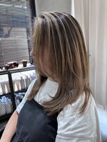 キャリー(Caly)&nbsp;ブリーチ/韓国風/髪質改善/縮毛矯正/レイヤー/バレイヤージュ