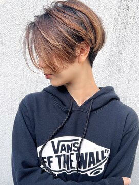 ラウンジ モリオ イケブクロ(Lounge MORIO Ikebukuro) 【morio】刈り上げ×ショートヘア♪