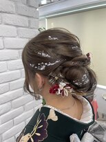 シェイプガーデンカメアリ(SHAPE GARDEN kameari)&nbsp;ロープ編み＆シニヨン